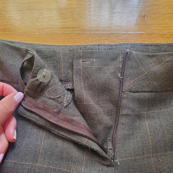 Brown Dress / Work Capris - Picture 3 of 6